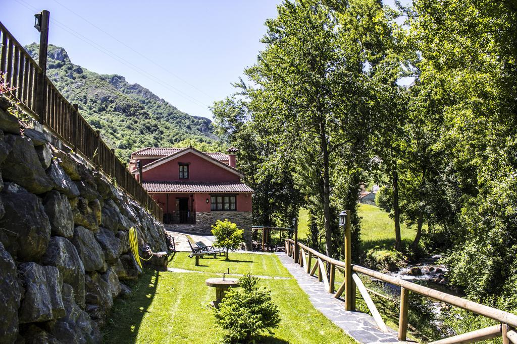 Villa Auriz Turismo Rural Pola de Somiedo Chambre photo