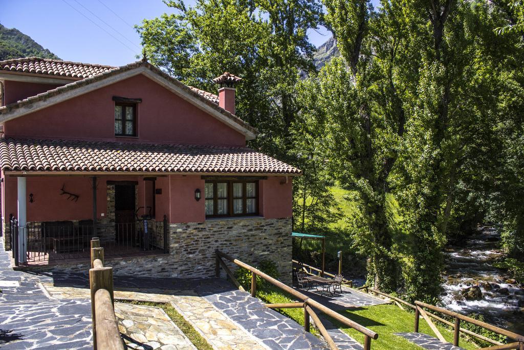 Villa Auriz Turismo Rural Pola de Somiedo Chambre photo